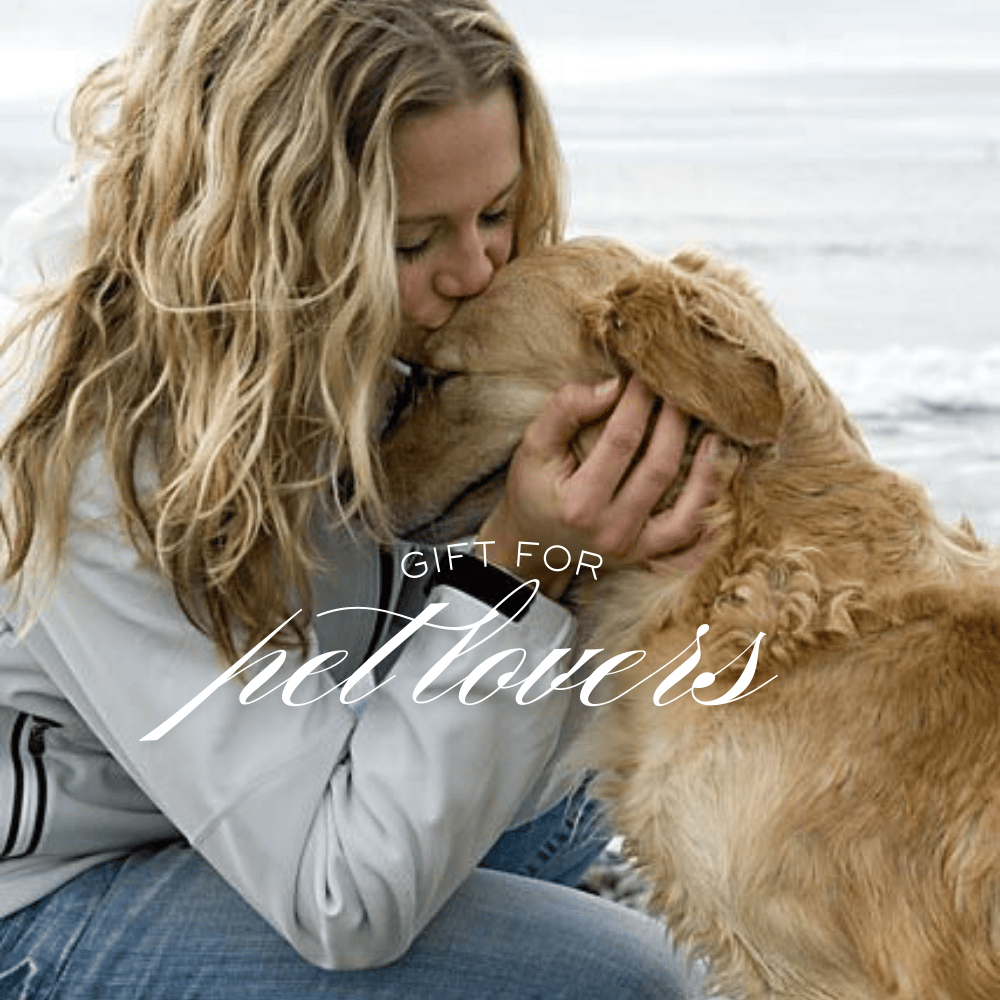 5 Thoughtful Gift Ideas for Pet Lovers