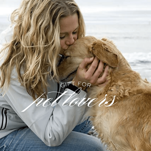 5 Thoughtful Gift Ideas for Pet Lovers